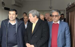 وزیر ورزش و جوانان و هیات همراه وارد تبریز شدند وزیر ورزش و جوانان و هیات همراه وارد تبریز شدند