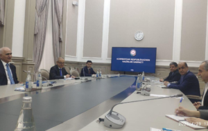 پیگیری برقراری پرواز در مسیر تبریز- باکو و ایجاد بازارچههای مرزی پیگیری برقراری پرواز در مسیر تبریز- باکو و ایجاد بازارچههای مرزی