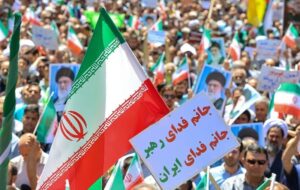 خروش مردم تبریز در نمازجمعه خشم و نصر تبریز + تصاویر
