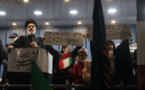 شاگردان مکتب عاشورا بنیان های عنکبوتی آمریکایی صهیونی را ویران می کنند