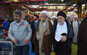 از تحریم تا صادرات؛ پیام متفاوتی که نماینده آیت‌الله سیستانی از تبریز و تراکتورسازی به جهانیان داد